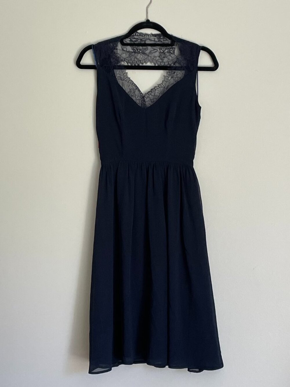 NWT Elise Ryan Navy Lace Dress - Romantic Cocktail / Wedding Guest Dress